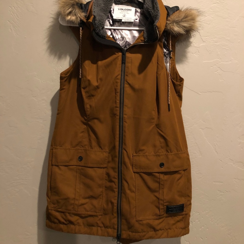 Volcom Longhorn Insulated Vest Gold  - Size M